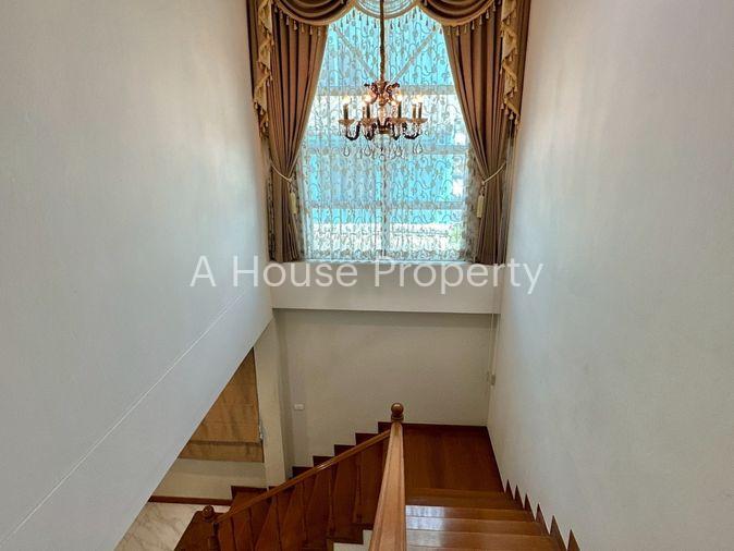 รูป Luxury Home ใกล้ชายหาดบางแสน ทำเลพรีเมียม ตกแต่งพร้อมเข้าอยู่ - รูปที่ 8/22
