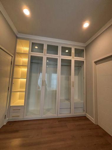 รูป 🏡 ให้เช่าบ้านเดี่ยวหรู โครงการเศรษฐสิริ บางนา - สุวรรณภูมิ ✔️5 ห้องนอน 6 ห้องน้ำ 🔐𝗖𝗼𝗱𝗲  : #OL2304_101 - รูปที่ 6/10