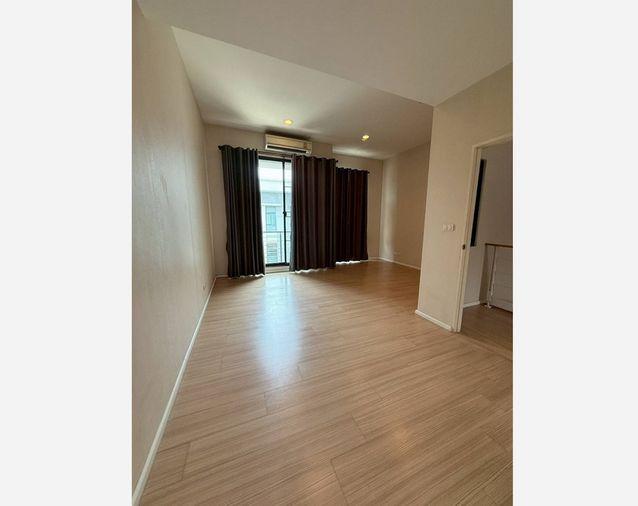 picture Call : 091-060-1637 Townhome for sale in Baan Klang Mueng Rattanatibet - 9/13