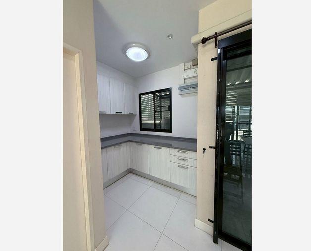 picture Call : 091-060-1637 Townhome for sale in Baan Klang Mueng Rattanatibet - 3/13