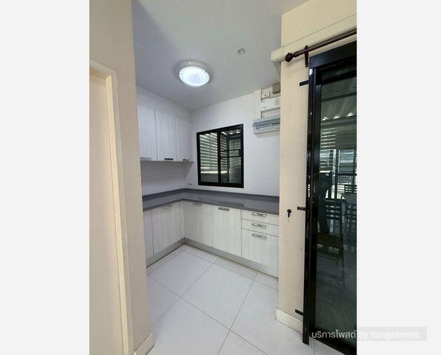 picture Call : 091-060-1637 Townhome for sale in Baan Klang Mueng Rattanatibet - 3/13