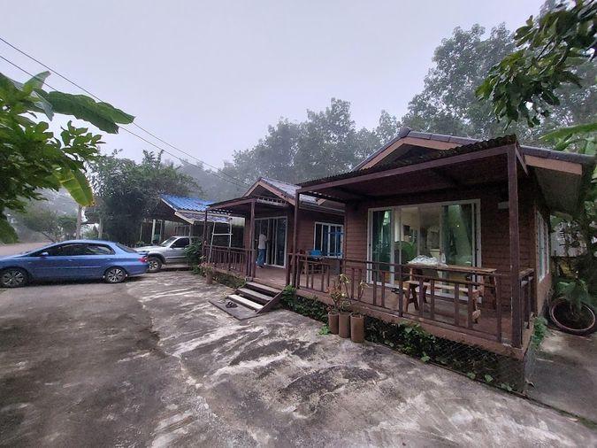 รูป ขายด่วน! ที่ดิน พร้อมบ้าน 4 หลัง (ติดแม่น้ำแคว)  ต.ลิ่นถิ่น อ.ทองผาภูมิ จ.กาญจนบุรี (ราคาถูก!  5,500,000 ) - รูปที่ 2/20