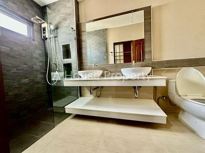 picture Cheap detached house for sale, move in ready, The Complete Sriracha, Chonburi project - 19/20