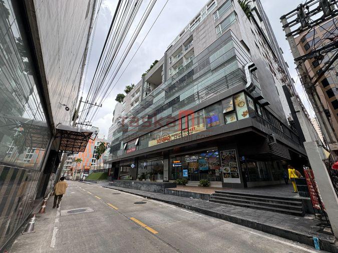 picture Office / Restaurant Space for Rent – 15 Sukhumvit Residence - 1/7