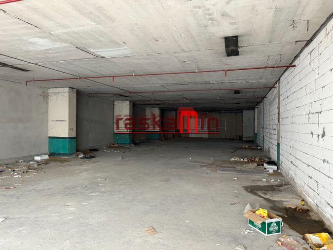 picture Office / Restaurant Space for Rent – 15 Sukhumvit Residence - 5/7