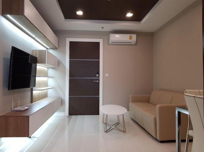 picture For rent 📍 The Metropolis Samrong Interchange 📍Convenient transportation, near BTS Samrong, fully furnished and equipped with appliances. - 4/9