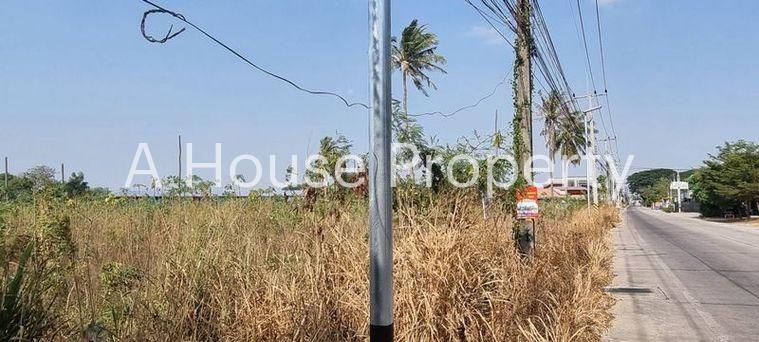 picture Land for sale in a beautiful location in Nong Kham District, Sriracha, Chonburi - 3/9