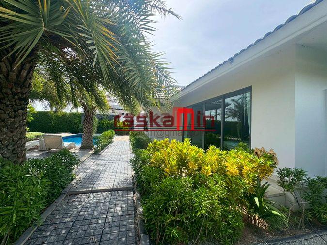 รูป 🏡 ขายบ้านหรูพร้อมสระว่ายน้ำส่วนตัว - รูปที่ 2/50