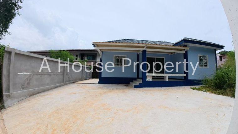picture Land with buildings, newly built detached house behind Worakit Market, Sriracha, Chonburi - 9/12