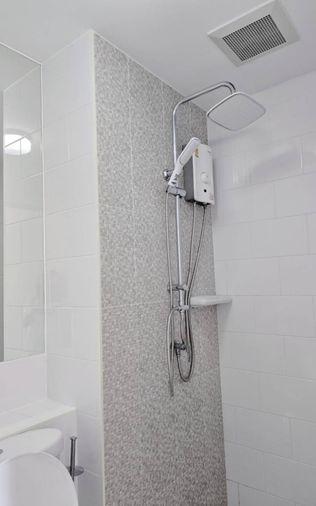 picture For rent Plum Condo Central Station  Ready to move in (DSAA766) - 10/11