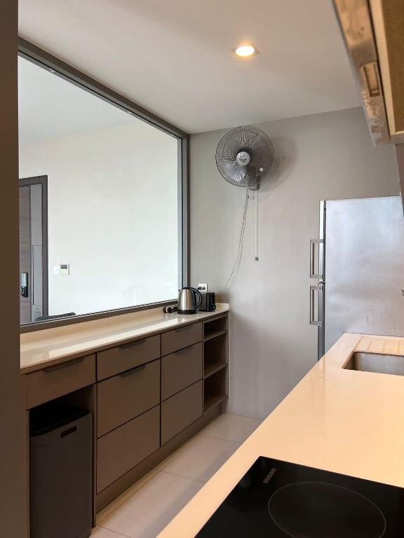 picture 🍃OwOa160825🍃 333 Riverside condo - 6/12