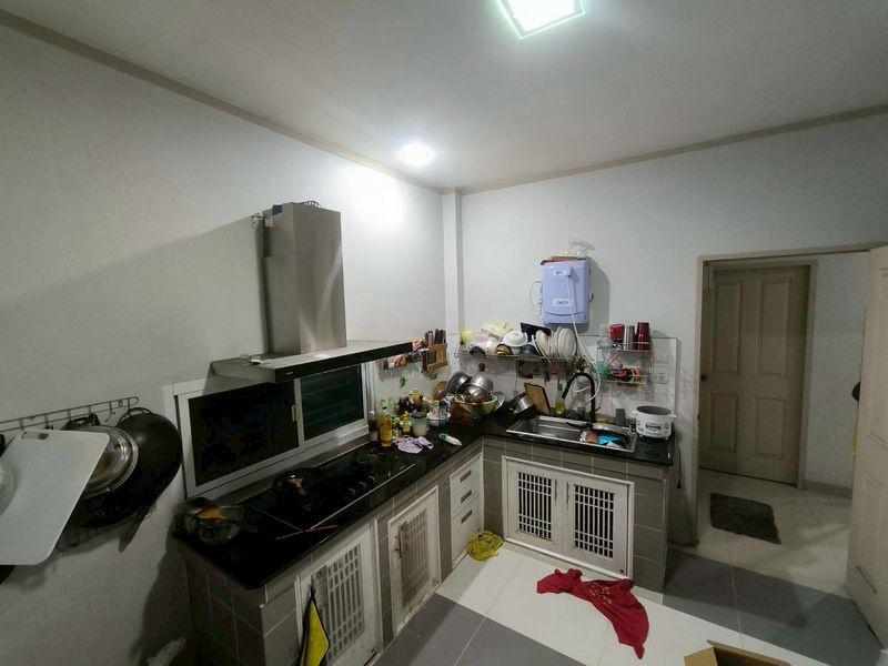 picture Second-hand detached house for sale, The Bliss housing project, Bueng Sriracha, Chonburi - 6/17