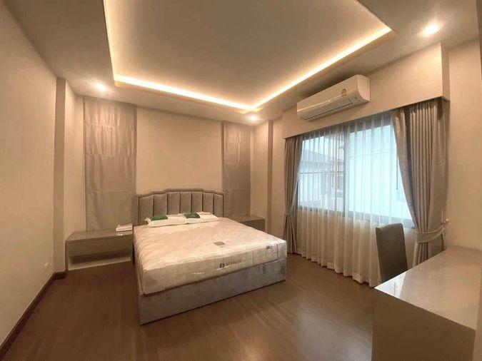 รูป ให้เช่าบ้านเดี่ยวหมู่บ้านเดอะ ซิตี้ พัฒนาการ 97 ขนาด 309 ตร.เมตร เฟอร์ครบ  - รูปที่ 16/16