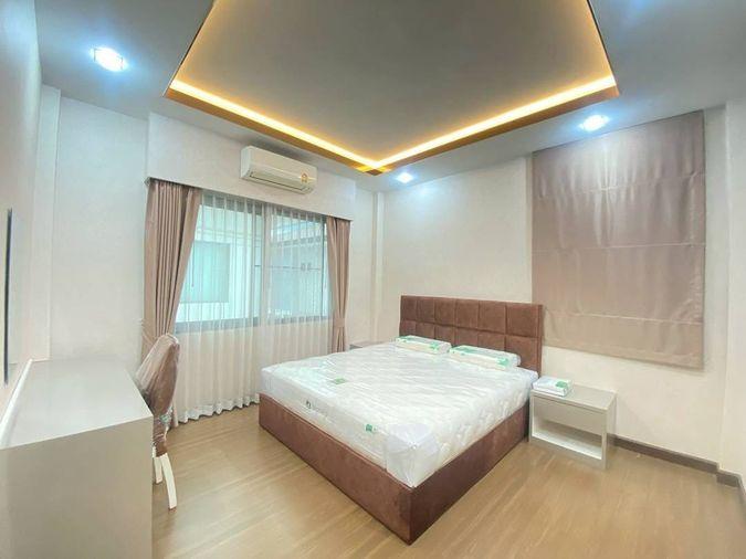 รูป ให้เช่าบ้านเดี่ยวหมู่บ้านเดอะ ซิตี้ พัฒนาการ 97 ขนาด 309 ตร.เมตร เฟอร์ครบ  - รูปที่ 7/16
