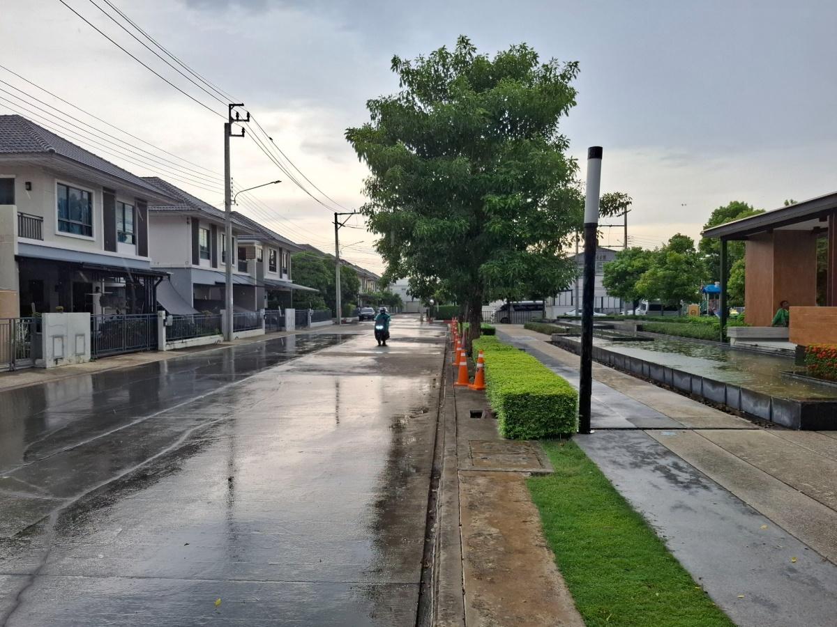 รูป บ้านเดี่ยว 2 ชั้น โครงการ โมดิ วิลล่า ชัยพฤกษ์ เนื้อที่ใหญ่สุดในโครงการ ตำบลพิมลราช อำเภอบางบัวทอง จังหวัดนนทบุรี (ราคาถูก! 5,600,000 บาท) - รูปที่ 12/16