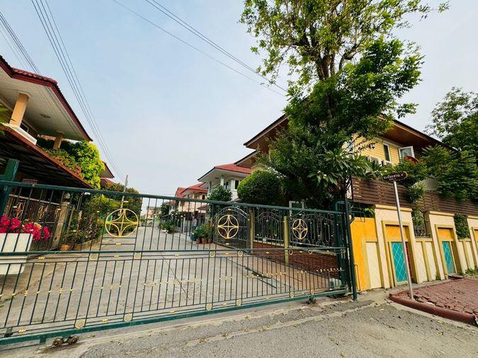 รูป บ้าน บ้านเดี่ยว 2 ชั้น ระเบียงสวน 4 ใกล้ เมกะบานาง เพียง 13 นาที พร้อมอยู่ เฉลิมพระเกียรติ ร 9 ซอย 28 กรุงเทพมหานคร - รูปที่ 4/12