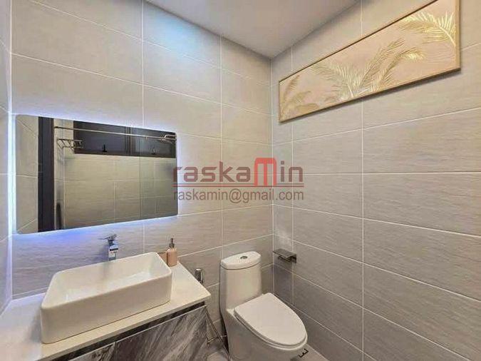 รูป 🏡 พูลวิลล่าหรูสไตล์โมเดิร์น สร้างใหม่ - รูปที่ 10/20