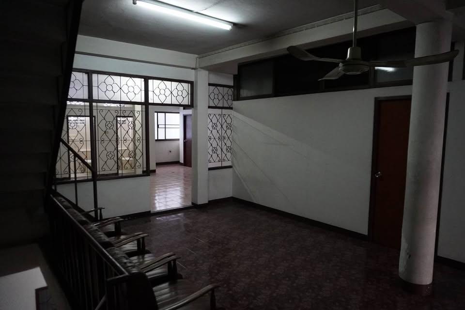 picture Shophouse for rent, Sukhumvit Soi 42 - 4/6