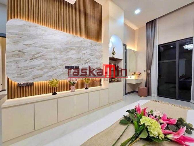 รูป 🏡 พูลวิลล่าหรูสไตล์โมเดิร์น สร้างใหม่ - รูปที่ 5/20