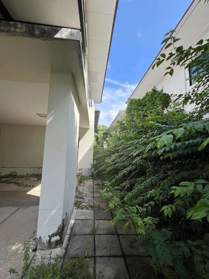 picture For Sale: Modern 2-Storey Home at Setthasiri Wongwaen - Sukhapiban 2 - 27/29