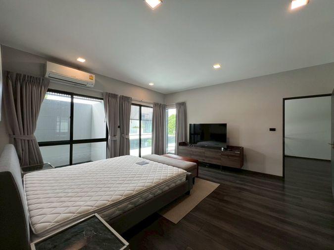 รูป เช่าบ้าน พร้อมเฟอร์นิเจอร์ วีเว่ บางนา กม.7  - รูปที่ 11/16