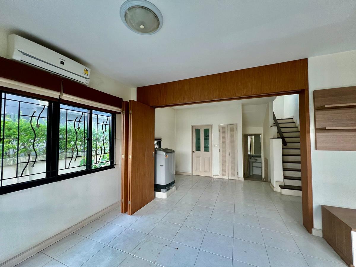 picture For Sale: Modern 2-Storey Home at Setthasiri Wongwaen - Sukhapiban 2 - 19/29
