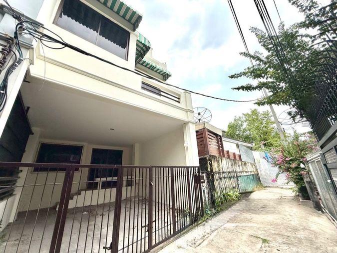 รูป ขายด่วน‼️บ้านทาวน์เฮาส์ 3 ชั้น สุดคุ้มย่านสุขุมวิท 65 บ้านทำเลดีในราคาที่เอื้อมถึง บ้านทาวน์เฮาส์ 3 ชั้น ขนาด 20 วา 4 นอน 3 น้ำ - รูปที่ 5/20