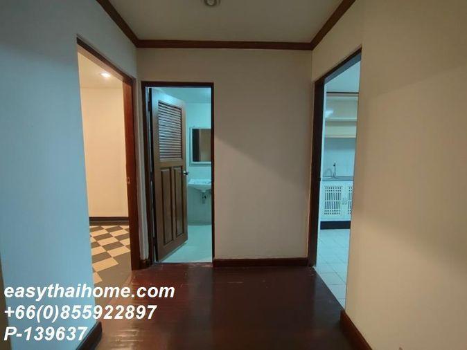 picture P-139637 Stunning City Views! Le Premier 2 Near BTS - 40,000 THB Line Id: @easythaihome 085-592-2897 - 3/9