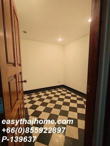 picture P-139637 Stunning City Views! Le Premier 2 Near BTS - 40,000 THB Line Id: @easythaihome 085-592-2897 - 4/9