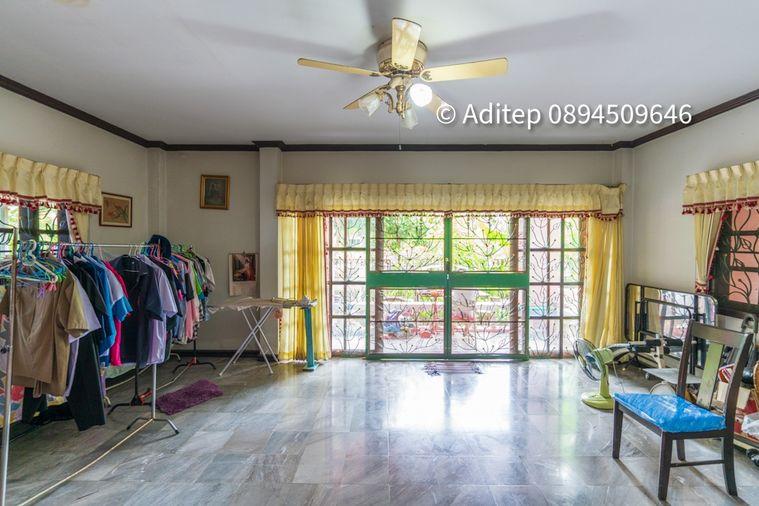 รูป ขาย บ้านเดี่ยว 120 ตรว. หมู่บ้าน นครินทร์ การ์เด้น ร่มเกล้า 19/1 พร้อมอาคารสำนักงาน  เหมาะทั้งในการเป็น Home Office และอยู่อาศัย - รูปที่ 13/27