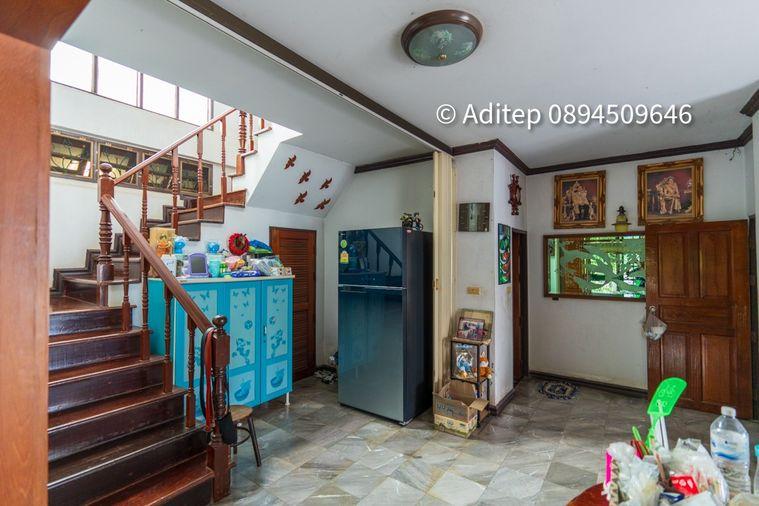 รูป ขาย บ้านเดี่ยว 120 ตรว. หมู่บ้าน นครินทร์ การ์เด้น ร่มเกล้า 19/1 พร้อมอาคารสำนักงาน  เหมาะทั้งในการเป็น Home Office และอยู่อาศัย - รูปที่ 12/27
