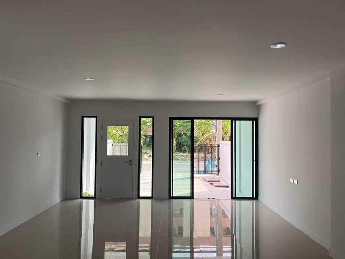 picture Home office for rent ✨ Soi Sukhumvit 70/5 ✨ 2 bedrooms, 3 bathrooms, near BTS Bearing - 7/10