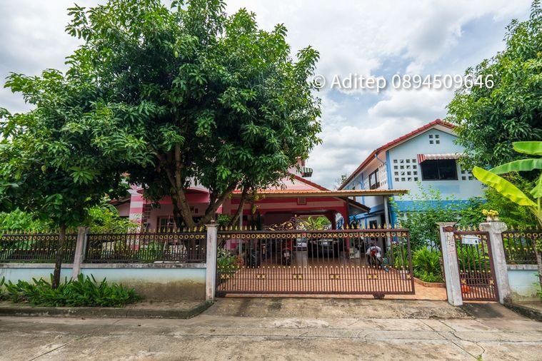 รูป ขาย บ้านเดี่ยว 120 ตรว. หมู่บ้าน นครินทร์ การ์เด้น ร่มเกล้า 19/1 พร้อมอาคารสำนักงาน  เหมาะทั้งในการเป็น Home Office และอยู่อาศัย - รูปที่ 1/27