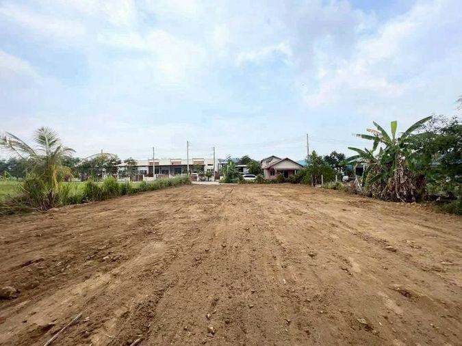 picture Beautiful land plot for sale, good price, Bang Saray area, Sattahip, Chonburi - 3/6