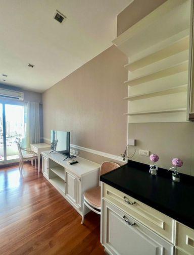 รูป  Ivy Sathorn. 1นอน 42ตร.ม. ว่างพร้อมอยู่ Line id: @pfagent - รูปที่ 1/9