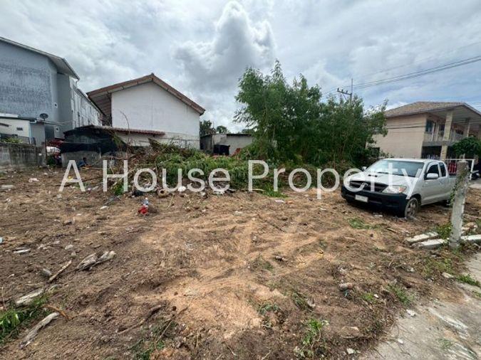 picture Vacant land for sale in Pattaya area, beautiful plot, cheap price, close to community area - 10/13