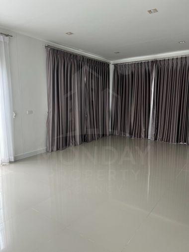 รูป 📌 ด่วน ขายบ้าน สวย ทำเลดี ราคาโดนใจ โกลเด้น นีโอ สาทร MD-94701 - รูปที่ 2/6