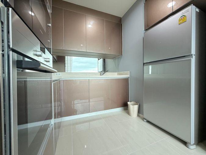 รูป ให้เช่า 3 ห้องนอน Menam Residences ใกล้ นานาชาติโชรส์เบอรี - รูปที่ 23/27