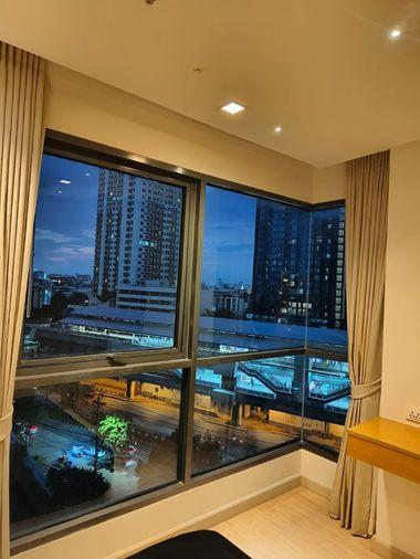 รูป ให้เช่าคอนโด ห้องมุม IDEO Mobi Sathorn (ไอดีโอ โมบิ สาทร)  ใกล้ BTSกรุงธนบุรี(id line:p.in) - รูปที่ 8/13