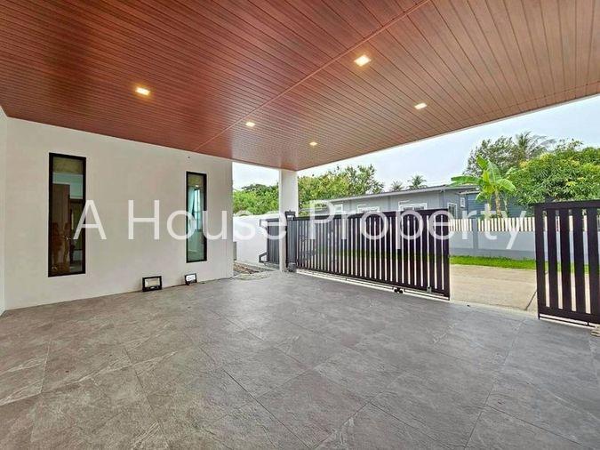 รูป ขายบ้านเดี่ยวสร้างใหม่ โซนพัทยา ทำเลดี ใกล้โรงเรียนนานาชาติรีเจ้นท์ - รูปที่ 18/19