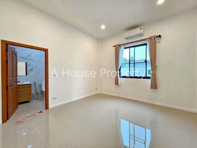 รูป ขายบ้านเดี่ยวสร้างใหม่ โซนพัทยา ทำเลดี ใกล้โรงเรียนนานาชาติรีเจ้นท์ - รูปที่ 10/19
