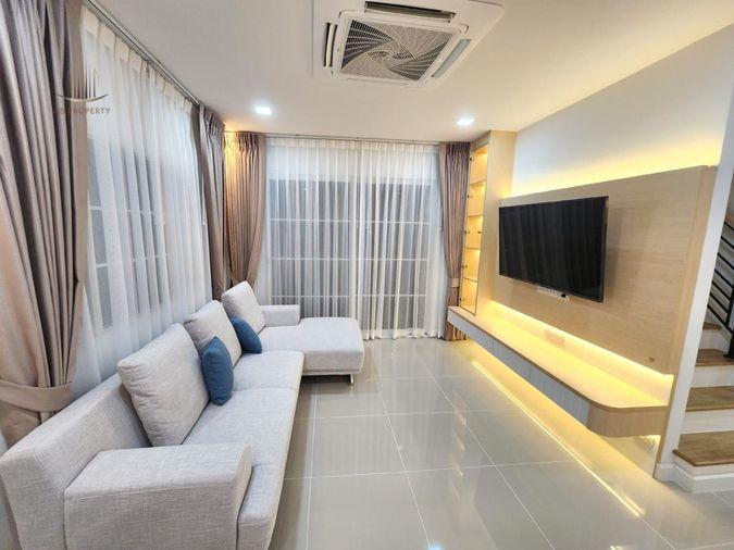 รูป บ้านเดี่ยวให้เช่า 📍 Golden Neo Sukhumvit - Lasalle 📍 4 ห้องนอน 4 ห้องน้ำ เฟอร์นิเจอร์ และ เครื่องใช้ไฟฟ้าครบ - รูปที่ 2/10