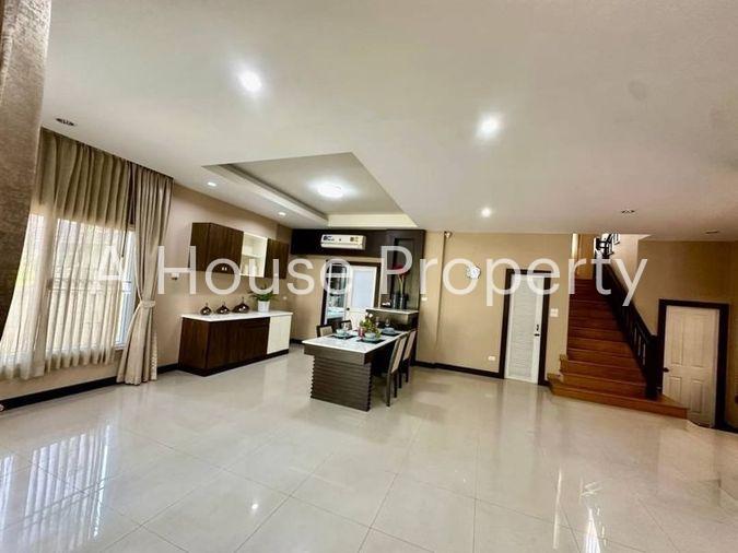 picture Luxury detached house for rent, large house, The Boulevard Village, Sriracha, Chonburi - 3/20