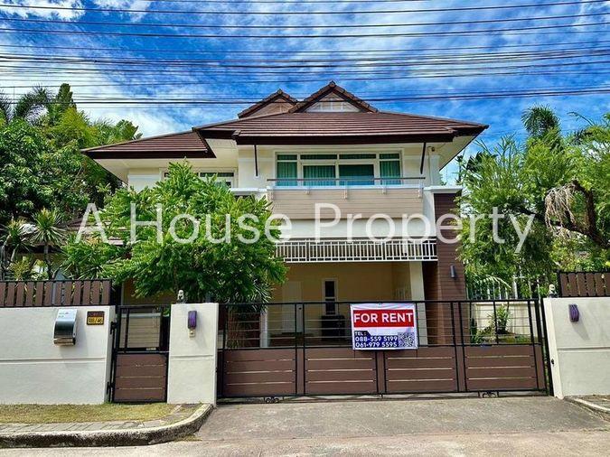 picture Luxury detached house for rent, large house, The Boulevard Village, Sriracha, Chonburi - 1/20