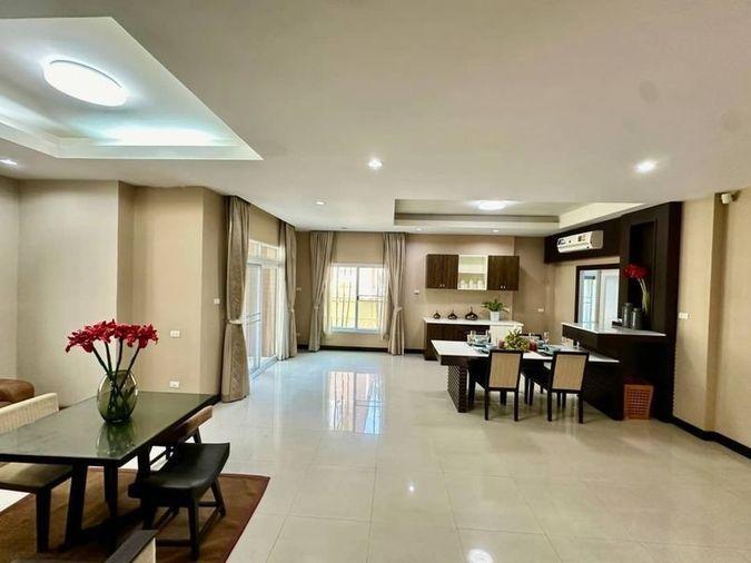 picture Luxury detached house for rent, large house, The Boulevard Village, Sriracha, Chonburi - 5/20