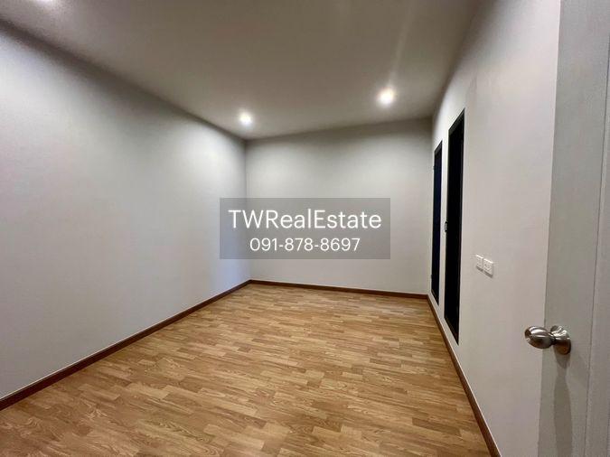 รูป ขายบ้านเดี่ยวสไตล์โมเดิร์น Living Loft ลำลูกกา คลอง 9 | หรูหรา กว้างขวาง วัสดุพรีเมียม พร้อมเข้าอยู่ - รูปที่ 17/25