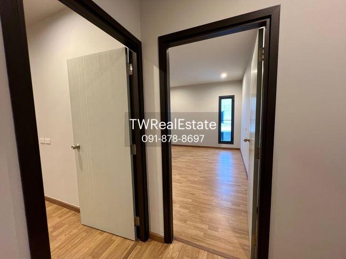 รูป ขายบ้านเดี่ยวสไตล์โมเดิร์น Living Loft ลำลูกกา คลอง 9 | หรูหรา กว้างขวาง วัสดุพรีเมียม พร้อมเข้าอยู่ - รูปที่ 21/25