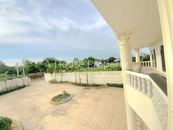 รูป ขายบ้านเดี่ยวสุดหรู หลังใหญ่ โซนบางเสร่ ฝั่งทะเล สัตหีบ ชลบุรี - รูปที่ 14/20