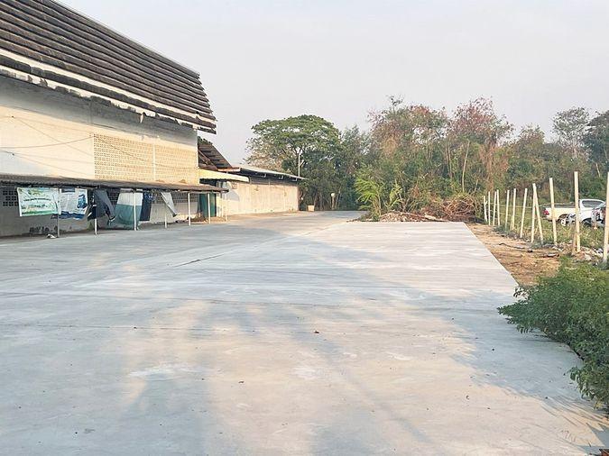 รูป Call : 081-147-8118 ที่ดินใกล้ถนนใหญ่ บางนา-ตราด กม.42 ใกล้สนามบิน ใกล้ท่าเรือ ใกล้นิคมอมตะคร ใกล้นิคมเวลโกรว์ - รูปที่ 1/10