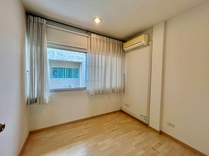 picture For Sale: 3-Story Townhome, Prime Location on Main Road – Noble Cube Pattanakarn - 23/26
